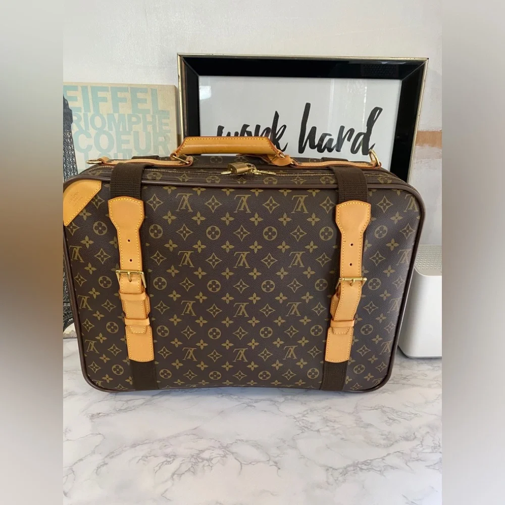 Louis Vuitton Monogram Satelite 50